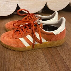 Adidas Women spezial  Orange Sneakers